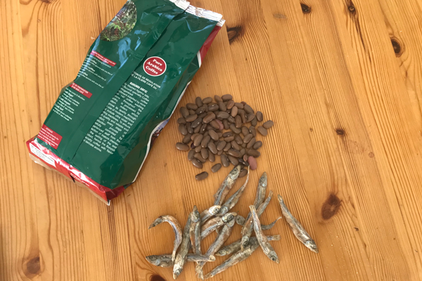 Gaca - a pack of coffee and some dried fish